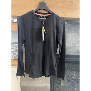 Avalanche Outdoor Supply Co long sleeve